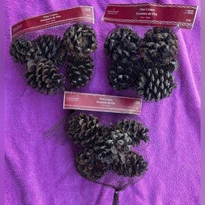 NWT 3 bags ashland snow pinecones Christmas decor